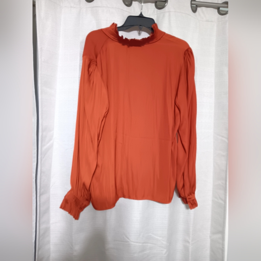 Tahari Long Sleeve Blouse
